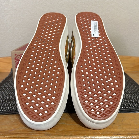 Vans Comfycush Old Skool Fatal Floral Golden Brown men’s size 13 - Picture 7 of 10